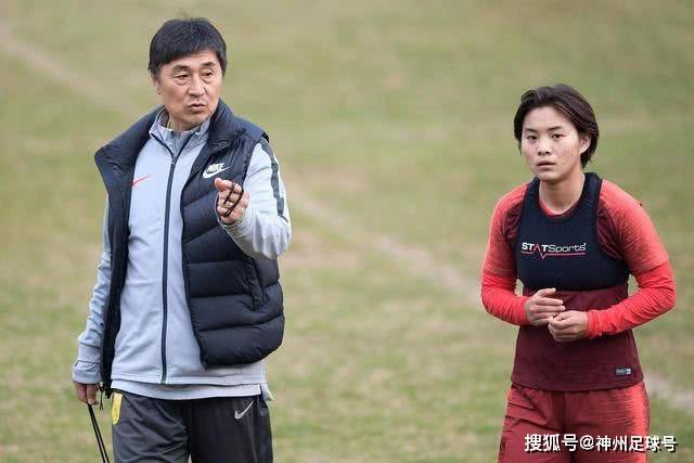 林崴15分同曦不敌首钢 黎伊扬18+6福建负上海