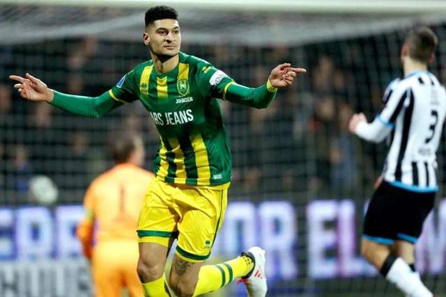 西甲-孔德破门 巴萨客场1-1战平赫塔菲